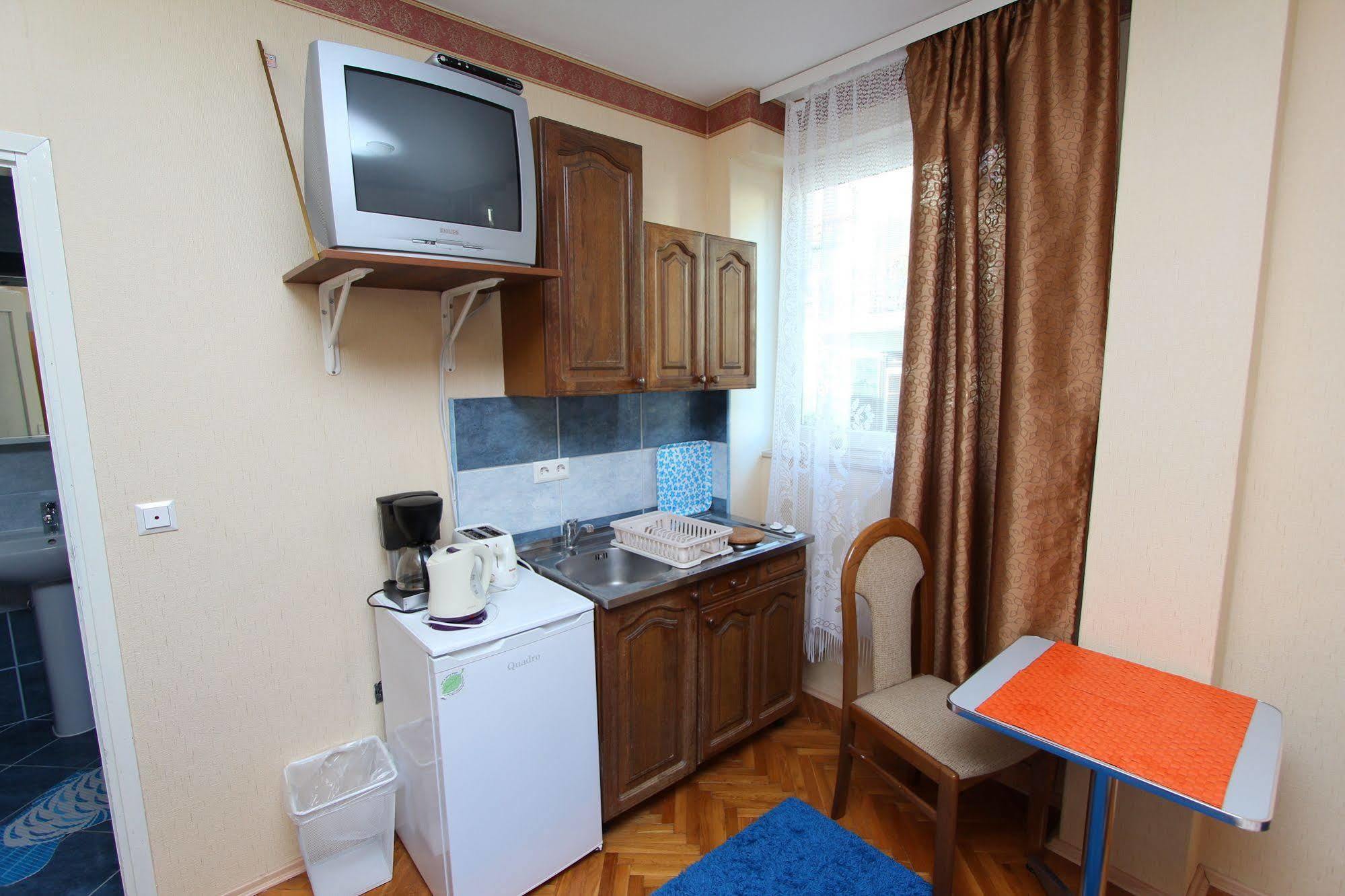 Rooms And Apartments Sally Rovinj Buitenkant foto